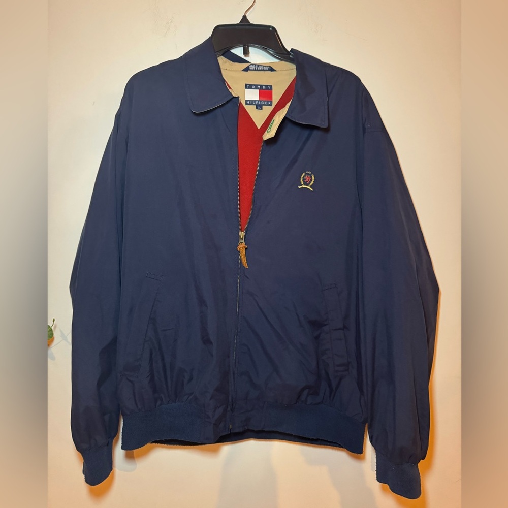 Tommy Hilfiger 90s Vintage Navy Blue w/ Red fleece lined bomber jacket mens L